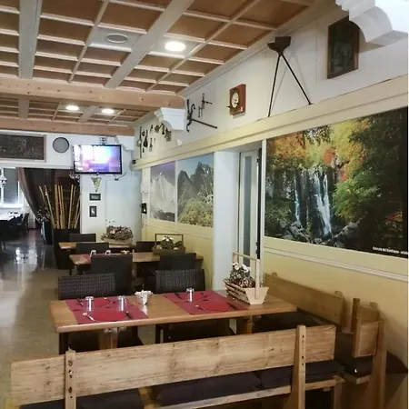 Piccolo Hotel