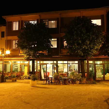 Szálloda Piccolo Lizzano in Belvedere