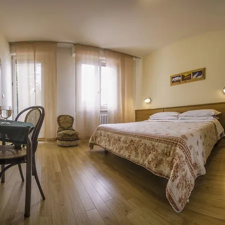 Hotel Piccolo Lizzano In Belvedere